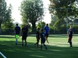 Laatste training S.K.N.W.K. JO11-1JM van seizoen 2022-2023 (partijtje tegen de ouders) (186/221)